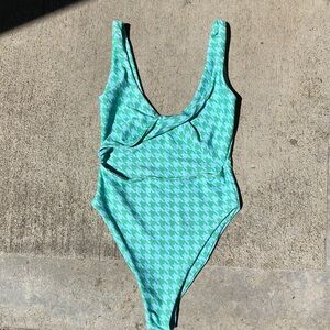Skatie Chloe One Piece Swimsuit, Size S